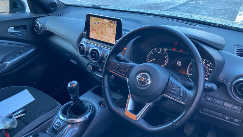 Nissan Juke 1.0 DiG-T 114 N-Connecta 5dr Petrol Hatchback